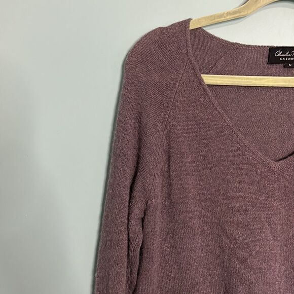 Claudia Nichole V Neck Cashmere Sweater - Picture 3 of 8